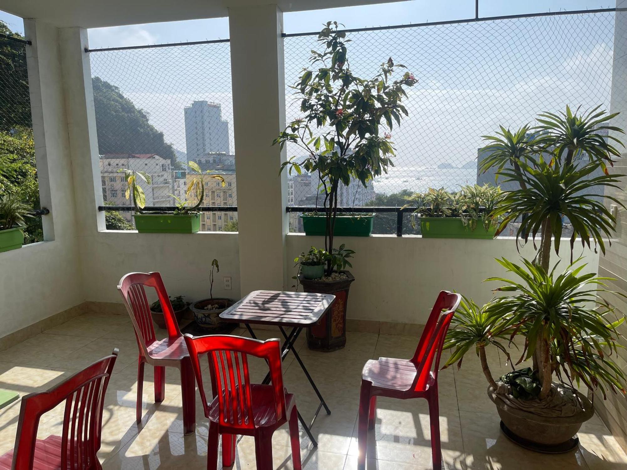 Dong Khe Sau Catba Sky View Hotel מראה חיצוני תמונה